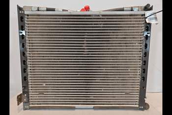 salg af Oliekøler John Deere 8320R