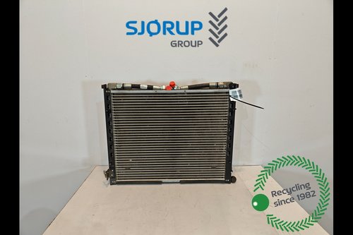 salg af Oliekøler John Deere 8320R