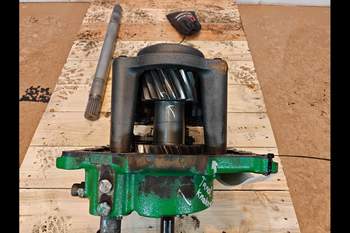 salg af PTO John Deere 8320R