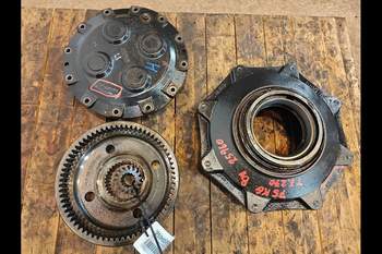salg af  T7.270 RIGHT Front axle final drive