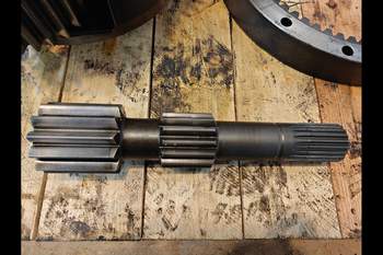 salg af Bakaxlar planetväxel New Holland T7.270 HÖGER