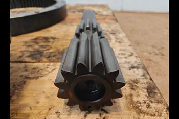 salg af Bakaxlar planetväxel New Holland T7.270 HÖGER