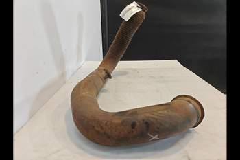 salg af Case 621F  Exhaust system