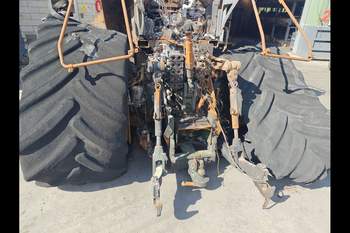 salg af John Deere 8R 370 traktor