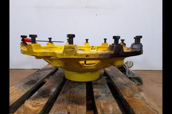 salg af John Deere 8R 370 RIGHT Rear wheelhub (Amercian type)