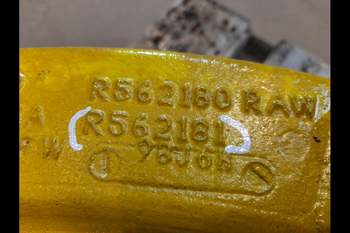 salg af John Deere 8R 370 LEFT Rear wheelhub (Amercian type)