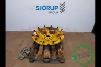 John Deere 8R 370 LEFT Rear wheelhub (Amercian type)