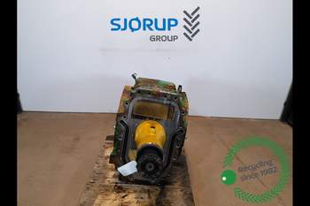 John Deere 8R 370  Rear Transmission