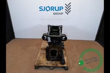 John Deere 8R 370  Oil Pan