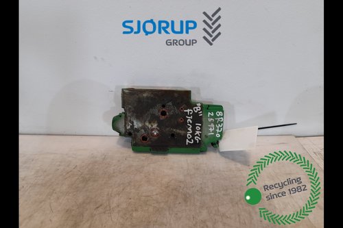 salg af John Deere 8R 370  Remote control valve