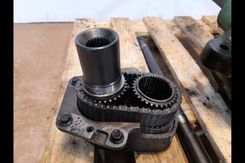 salg af John Deere 8R 370  Front PTO