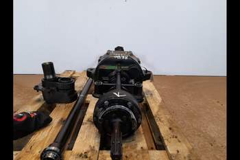 salg af John Deere 8R 370  Front PTO