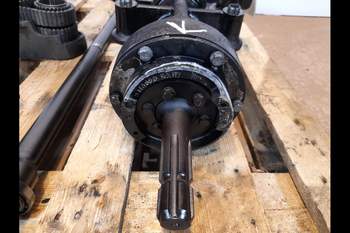 salg af John Deere 8R 370  Front PTO