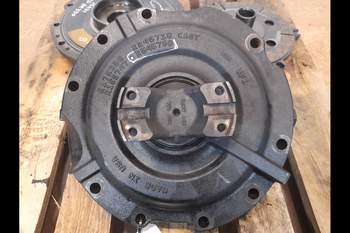 salg af John Deere 8R 370 LEFT Front axle house