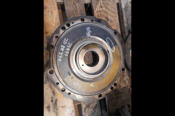 salg af John Deere 8R 370 LEFT Front axle house