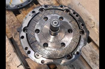salg af John Deere 8R 370 LEFT Front axle house
