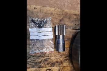 salg af John Deere 8R 370 RIGHT Front axle final drive