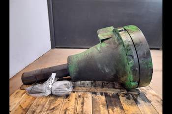 salg af John Deere 8R 370 LEFT Rear Half Axle