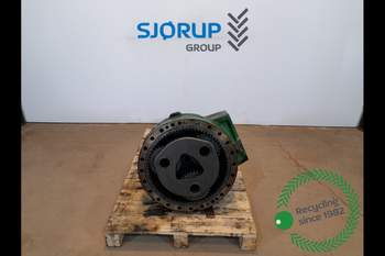 John Deere 8R 370 LEFT Rear Half Axle