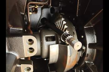 salg af Baktransmission Case Optum 300 