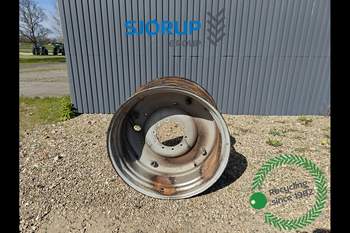 Bakfälg Case Optum 300 HÖGER