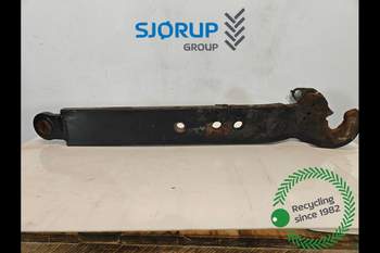 Dragarm Case Optum 300 HÖGER