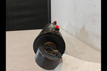 salg af Liftcylinder Case Optum 270