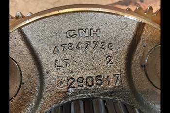 salg af T7.315 LEFT Rear axle planetary gear