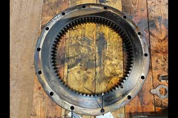 salg af T7.315 LEFT Rear axle planetary gear
