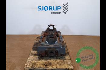 salg af New Holland TS115  Front axle support