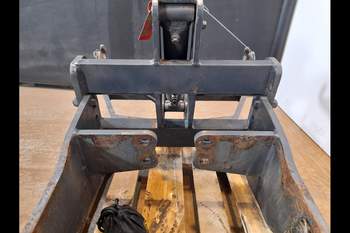 salg af New Holland TS115  Frontlift