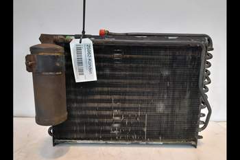 salg af New Holland TS115 Condenser