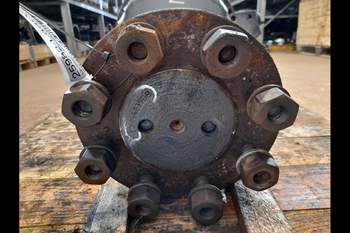 salg af New Holland TS115 LEFT Rear Half Axle