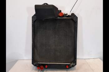 salg af New Holland TS115 Water Radiator