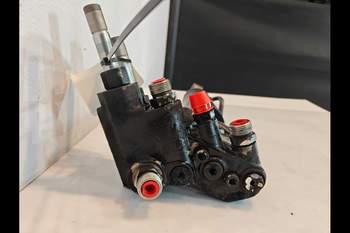 salg af Hydraulische zylinder Case Puma 240 