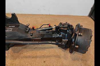 salg af Foraksel Case Puma 240