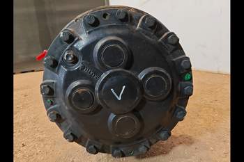 salg af Foraksel Case Puma 240