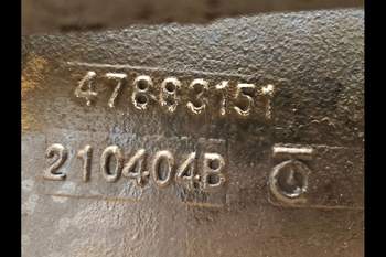 salg af Foraksel Case Puma 240