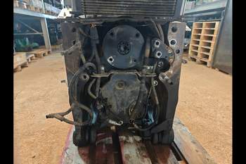 salg af Frontlyftar Case Puma 240 