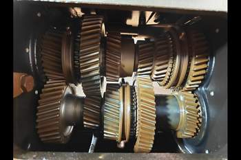 salg af Gearkasse Case Puma 240