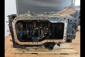 salg af Gearkasse Case Puma 240