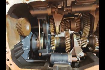 salg af Gearkasse Case Puma 240