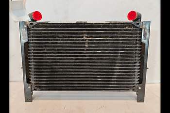 salg af Oljekylare Case Puma 240 