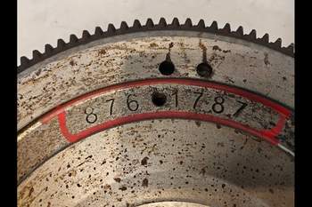 salg af Svinghjul Case Puma 240