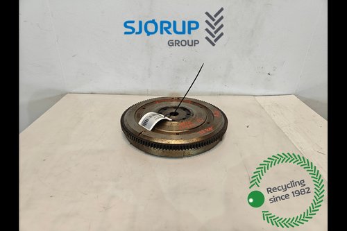 salg af Svinghjul Case Puma 240