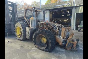 salg af John Deere 8370R tractor