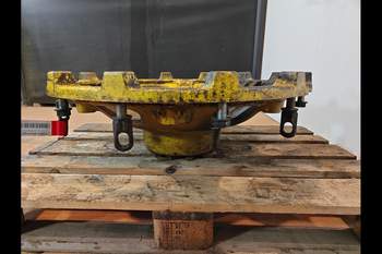 salg af John Deere 8370R LEFT Rear wheelhub (Amercian type)