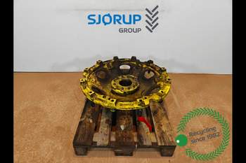 John Deere 8370R LEFT Rear wheelhub (Amercian type)