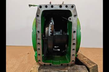 salg af John Deere 8370R  Rear Transmission