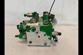 salg af John Deere 8370R  Hydraulic brake valve